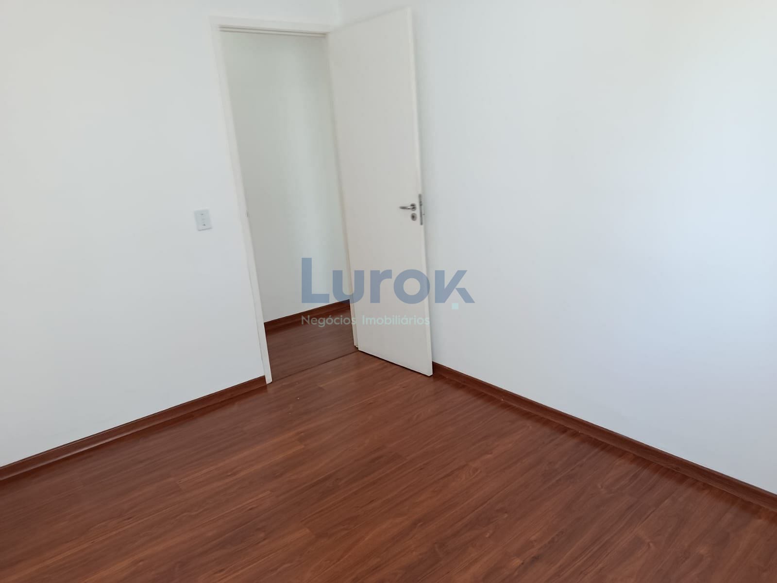 Apartamento à venda com 2 quartos, 45m² - Foto 13