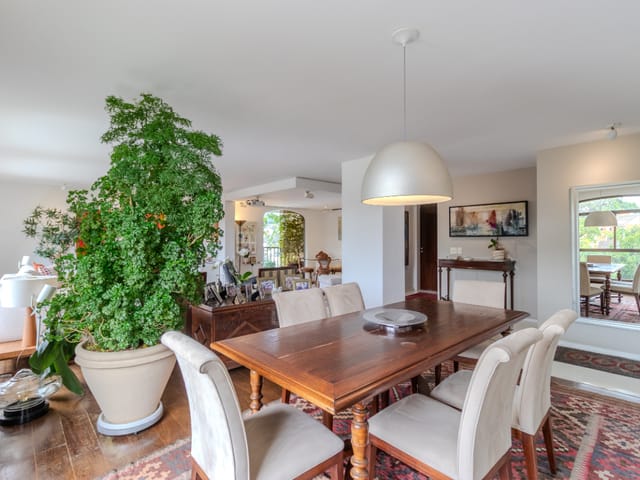 Apartamento com 411m² 3 quartos e 5 banheiros, à venda, no bairro Real Parque em São Paulo