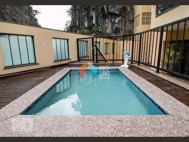 Apartamento com 73m² 2 quartos e 2 banheiros, à venda, no bairro Laranjeiras em Rio de Janeiro