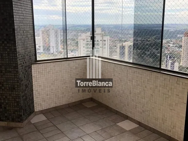 Apartamento com 192m² 3 quartos e 2 banheiros, à venda, no bairro Centro em Ponta Grossa