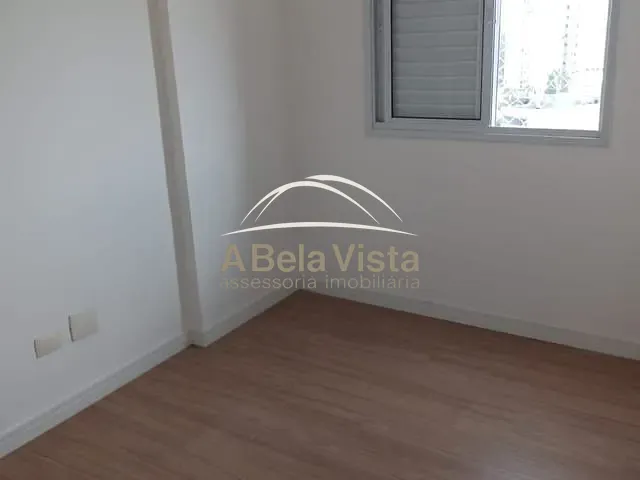 Apartamento 3 quartos e 1 banheiro, para alugar, no bairro Vila Yara em Osasco