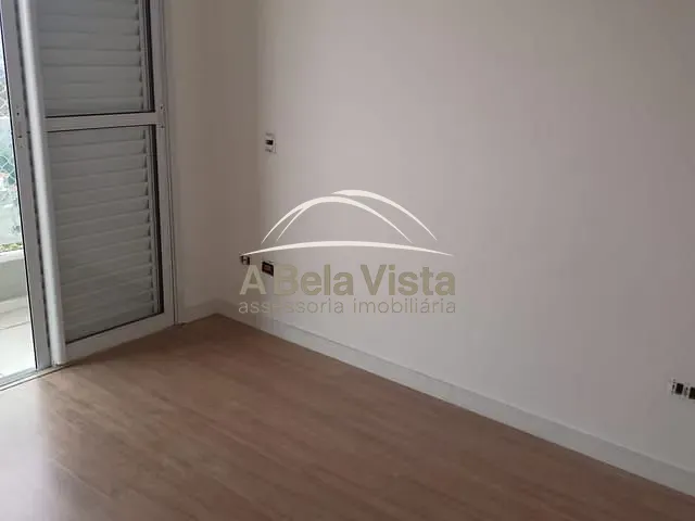 Apartamento 3 quartos e 1 banheiro, para alugar, no bairro Vila Yara em Osasco