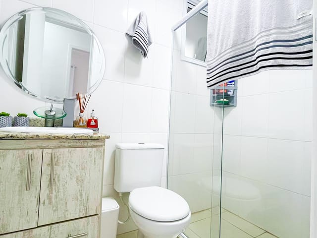 Apartamento 2 quartos e 2 banheiros, à venda, no bairro Centro em Bertioga
