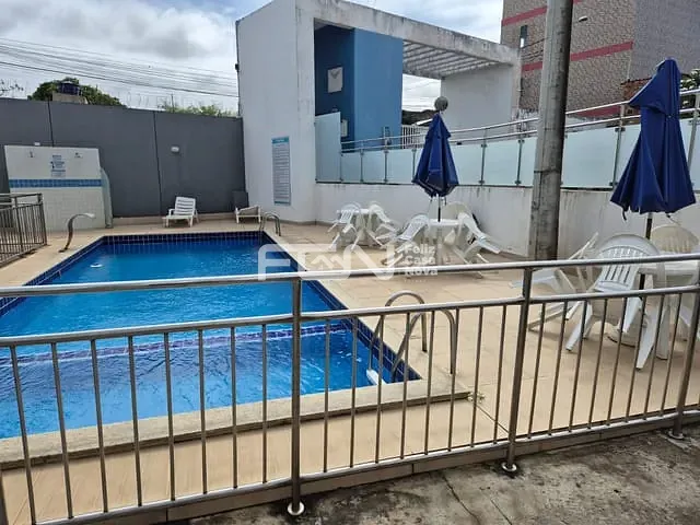 Apartamento 2 quartos e 2 banheiros, à venda, no bairro centro em Lauro de Freitas
