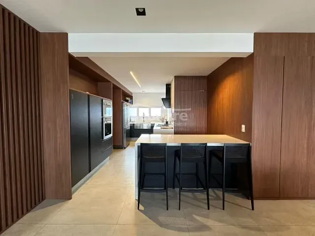 Apartamento 2 quartos e 4 banheiros, à venda, no bairro Centro em Mogi das Cruzes