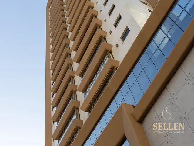 Apartamento com 282m² 4 quartos e 4 banheiros, à venda, no bairro Centro em Balneário Camboriú