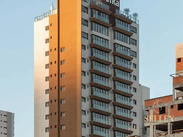 Apartamento com 282m² 4 quartos e 4 banheiros, à venda, no bairro Centro em Balneário Camboriú