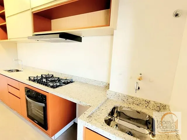 Apartamento com 88m² 3 quartos e 3 banheiros, para alugar, no bairro Nova Gardênia em Atibaia