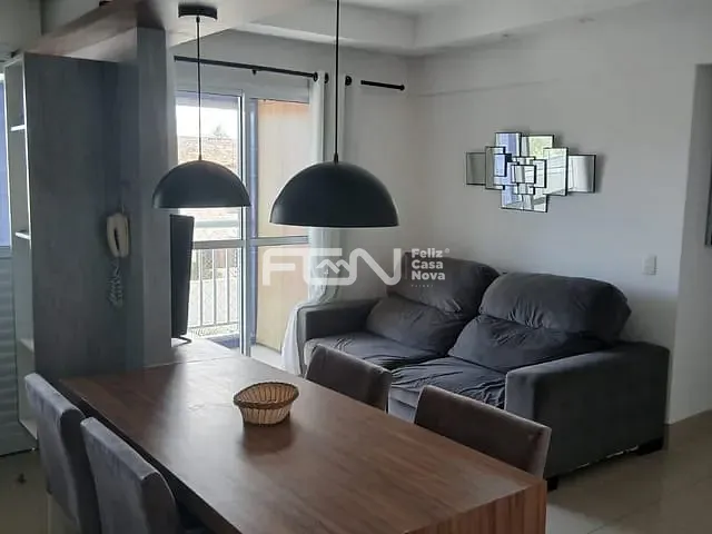 Apartamento 2 quartos e 2 banheiros, à venda ou para alugar, no bairro Buraquinho em Lauro de Freitas