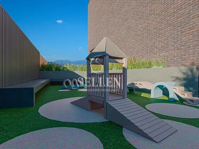 Apartamento 4 quartos e 1 banheiro, à venda, no bairro Centro em Balneário Camboriú