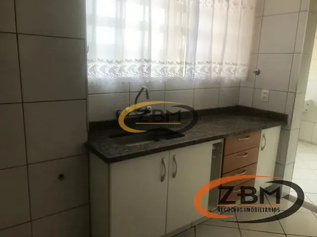 Apartamento com 135m² 3 quartos e 3 banheiros, à venda, no bairro Centro em Londrina