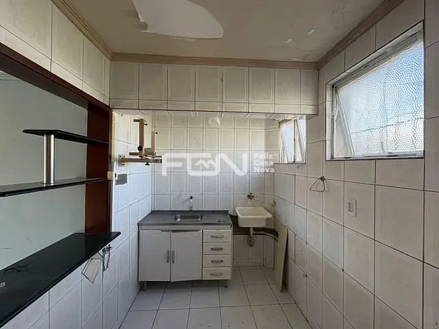 Apartamento 2 quartos e 1 banheiro, à venda, no bairro Inocoop em Camaçari