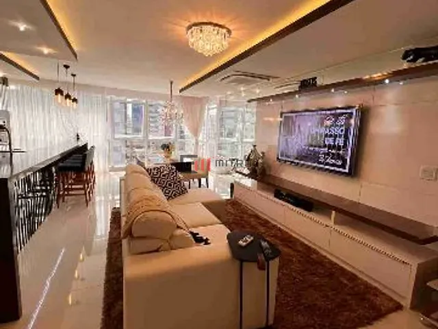 Apartamento 4 quartos e 4 banheiros, à venda, no bairro Meia Praia em Itapema