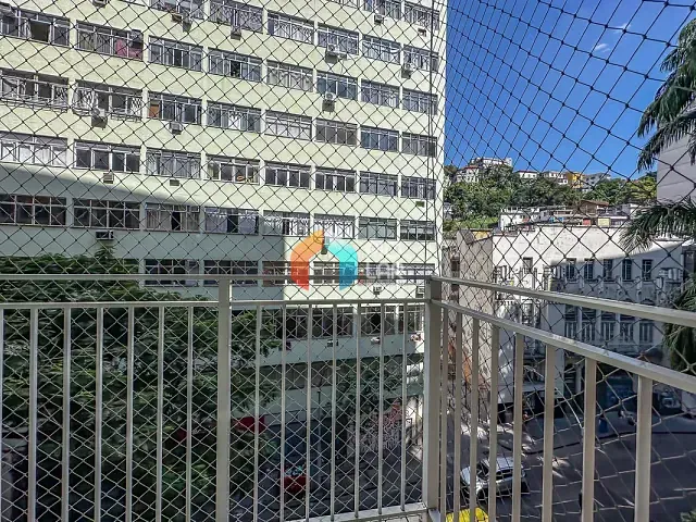 Apartamento com 60m² 2 quartos e 1 banheiro, à venda, no bairro Centro em Rio de Janeiro