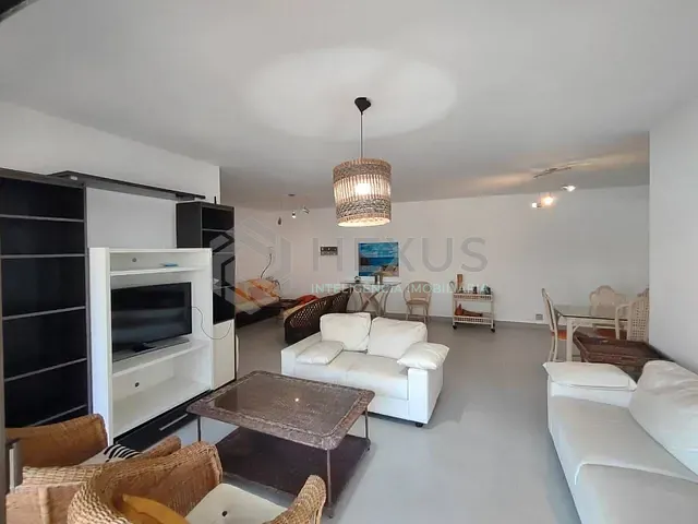 Apartamento com 200m² 3 quartos e 4 banheiros, à venda, no bairro Enseada em Guarujá