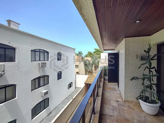 Apartamento com 200m² 3 quartos e 4 banheiros, à venda, no bairro Enseada em Guarujá