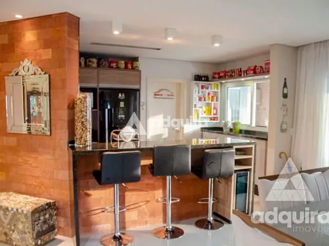 Apartamento com 229m² 3 quartos e 5 banheiros, à venda, no bairro Centro em Ponta Grossa