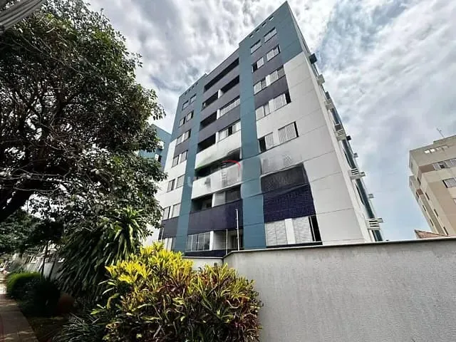 Apartamento com 75m² 2 quartos e 2 banheiros, à venda, no bairro Antares em Londrina
