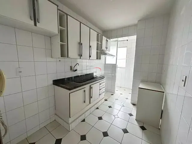Apartamento com 75m² 2 quartos e 2 banheiros, à venda, no bairro Antares em Londrina