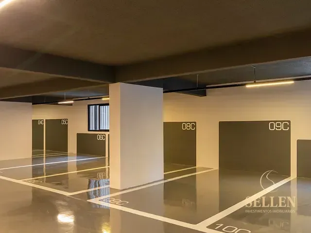 Apartamento com 342m² 4 quartos e 1 banheiro, à venda, no bairro Centro em Balneário Camboriú
