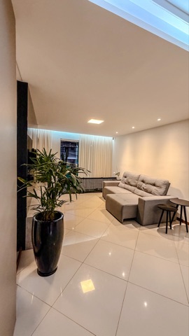 Apartamento com 176m² 3 quartos e 3 banheiros, à venda, no bairro Riviera Fluminense em Macaé