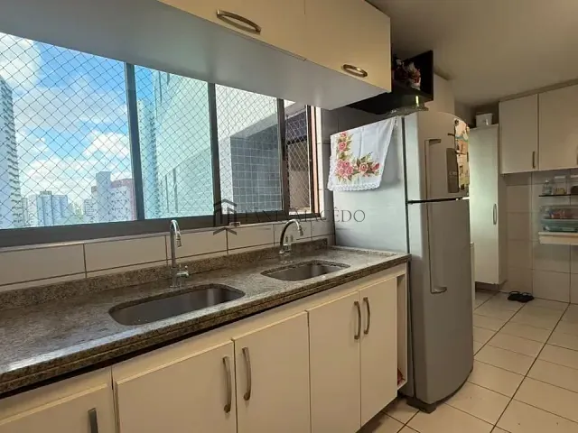 Apartamento 4 quartos e 5 banheiros, à venda, no bairro Torre em Recife