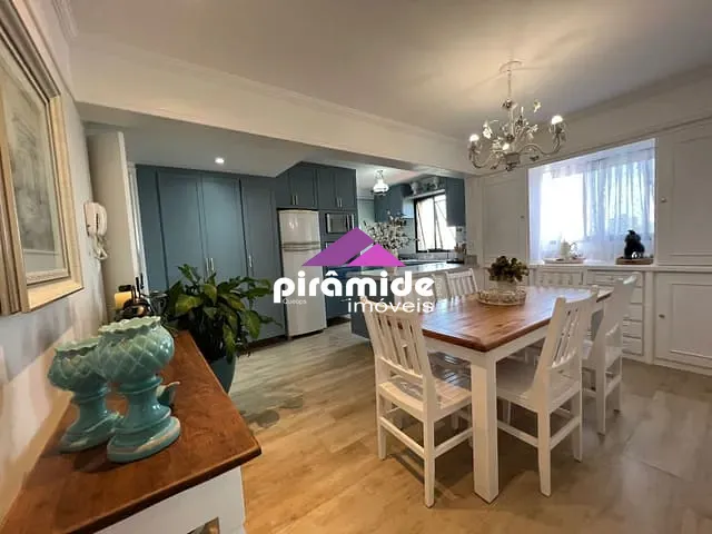 Apartamento com 340m² 3 quartos e 3 banheiros, à venda, no bairro Vila Guaianazes em São José dos Campos