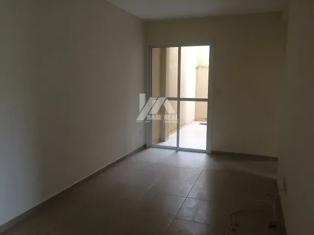 Apartamento 3 quartos e 1 banheiro, à venda, no bairro Oficinas em Ponta Grossa
