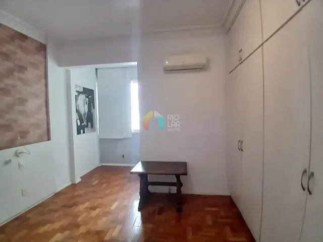 Apartamento com 118m² 3 quartos e 2 banheiros, à venda, no bairro Copacabana em Rio de Janeiro