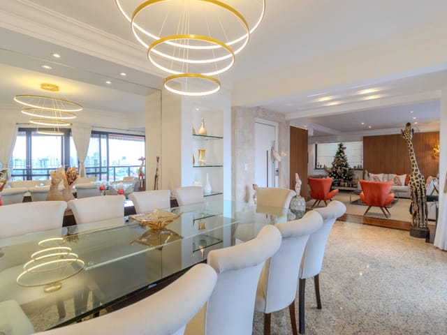 Apartamento com 226m² 4 quartos e 4 banheiros, à venda, no bairro Bosque da Saúde em São Paulo