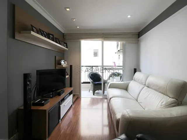 Apartamento 2 quartos e 1 banheiro, à venda, no bairro Vila Nova Conceição em São Paulo
