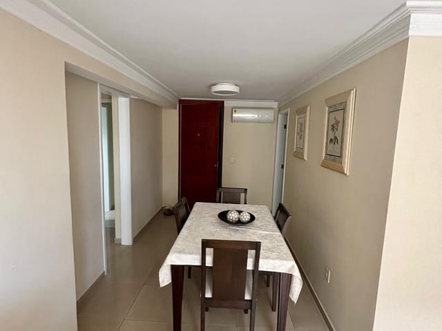 Apartamento 2 quartos e 3 banheiros, para alugar, no bairro Praia Campista em Macaé