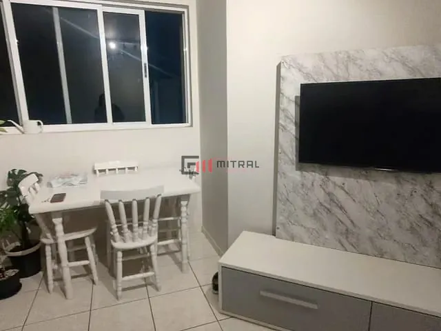 Apartamento 3 quartos e 1 banheiro, à venda, no bairro Cláudia em Londrina