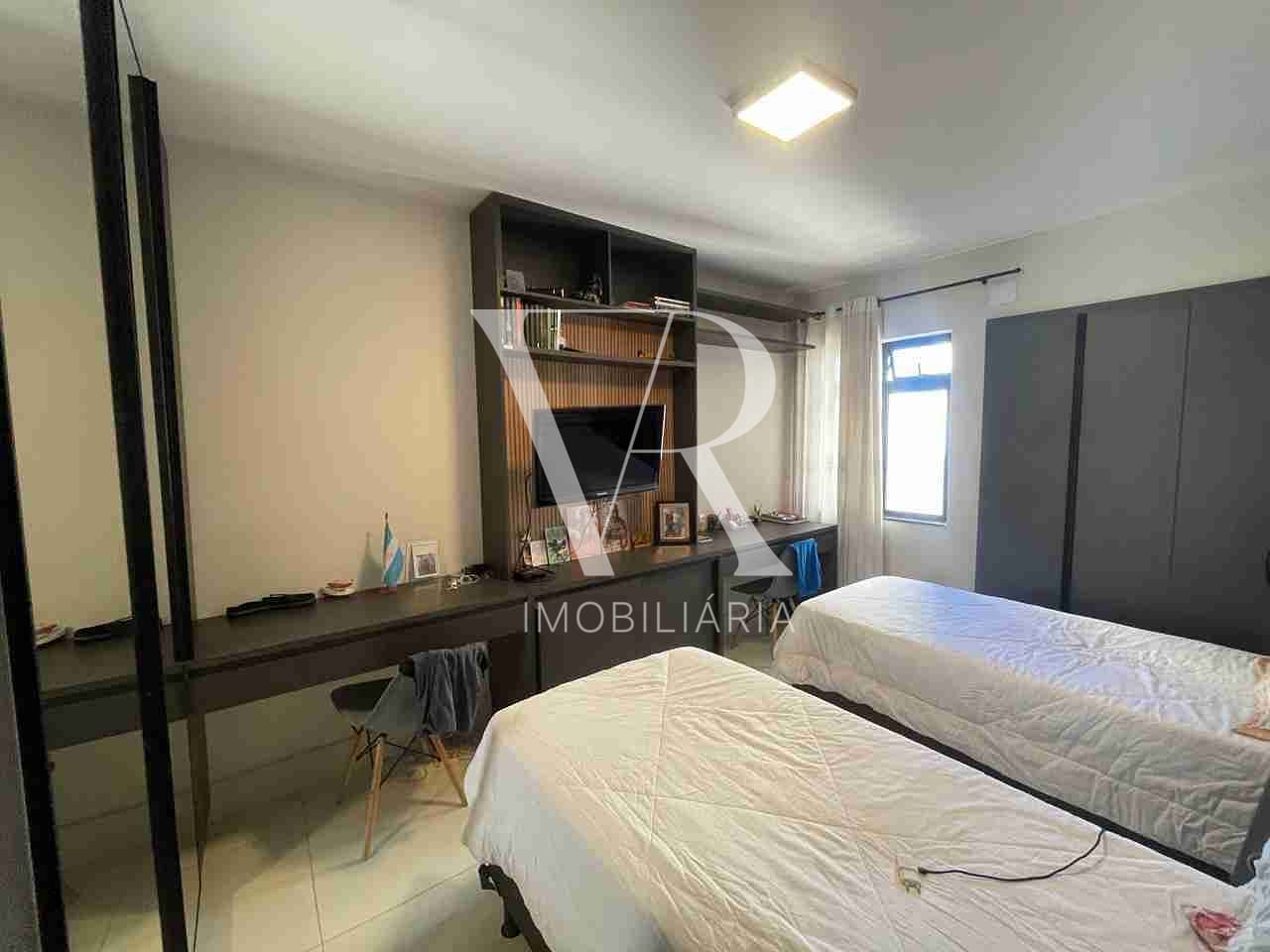 Apartamento à venda com 3 quartos, 97m² - Foto 13