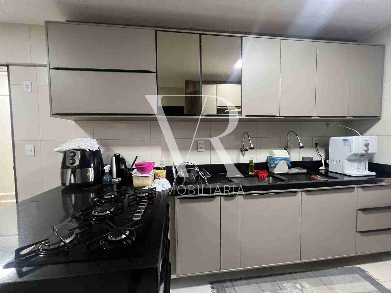 Apartamento à venda com 3 quartos, 97m² - Foto 20