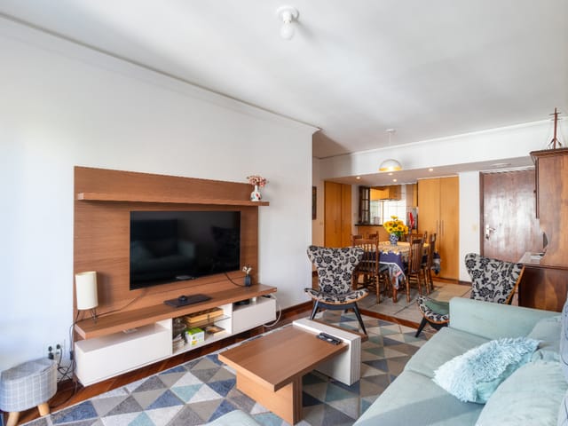 Apartamento com 1800m² 3 quartos e 2 banheiros, à venda, no bairro Vila Firmiano Pinto em São Paulo