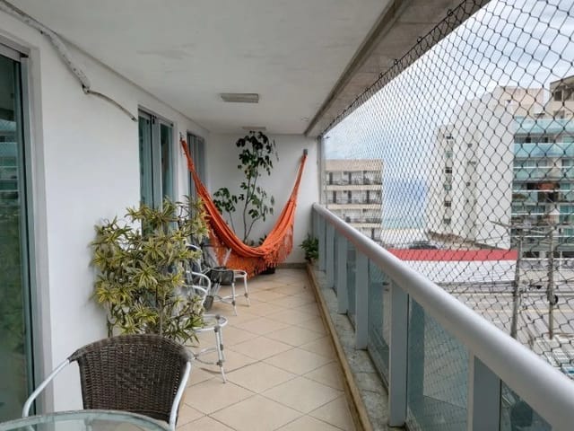 Apartamento 3 quartos e 2 banheiros, à venda, no bairro Praia Campista em Macaé