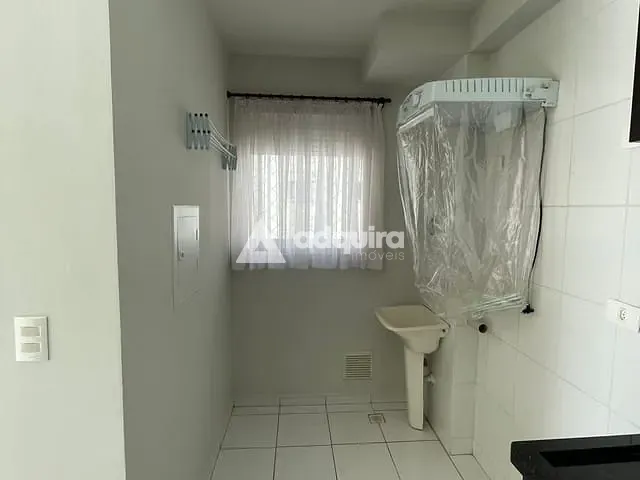 Apartamento com 52m² 2 quartos e 1 banheiro, à venda, no bairro Uvaranas em Ponta Grossa