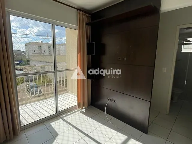 Apartamento com 52m² 2 quartos e 1 banheiro, à venda, no bairro Uvaranas em Ponta Grossa