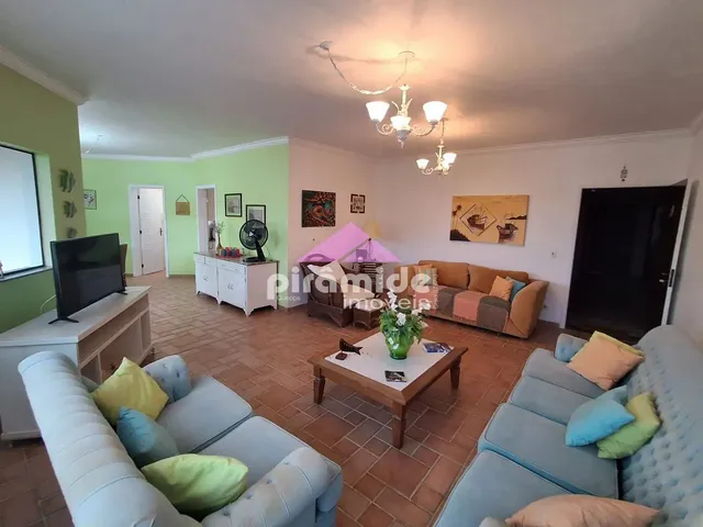 Apartamento com 10m² 3 quartos e 4 banheiros, para alugar, no bairro Portal do Tabatinga em Caraguatatuba