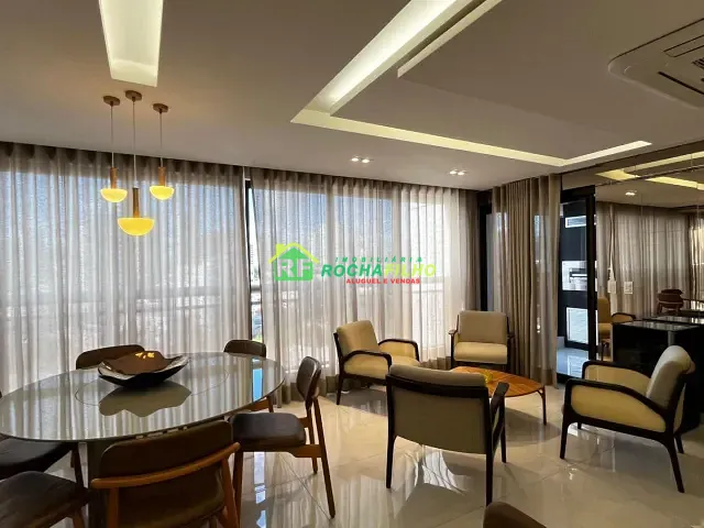 Apartamento com 225m² 4 quartos e 4 banheiros, à venda, no bairro Jóquei em Teresina