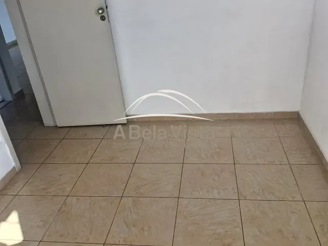 Apartamento 2 quartos e 1 banheiro, para alugar, no bairro Cidade das Flores em Osasco