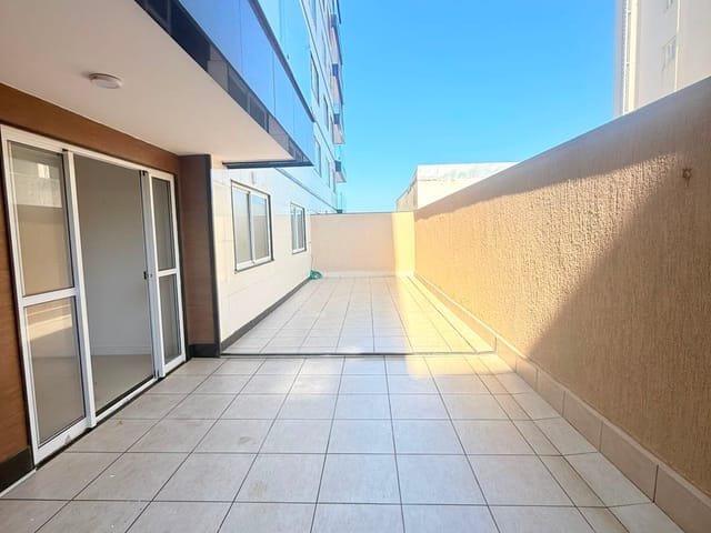 Apartamento 2 quartos e 2 banheiros, à venda, no bairro Praia Campista em Macaé