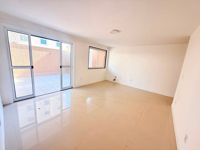 Apartamento 2 quartos e 2 banheiros, à venda, no bairro Praia Campista em Macaé