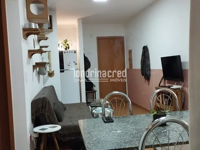 Apartamento 2 quartos e 1 banheiro, à venda, no bairro Cidade Industrial 2 em Londrina