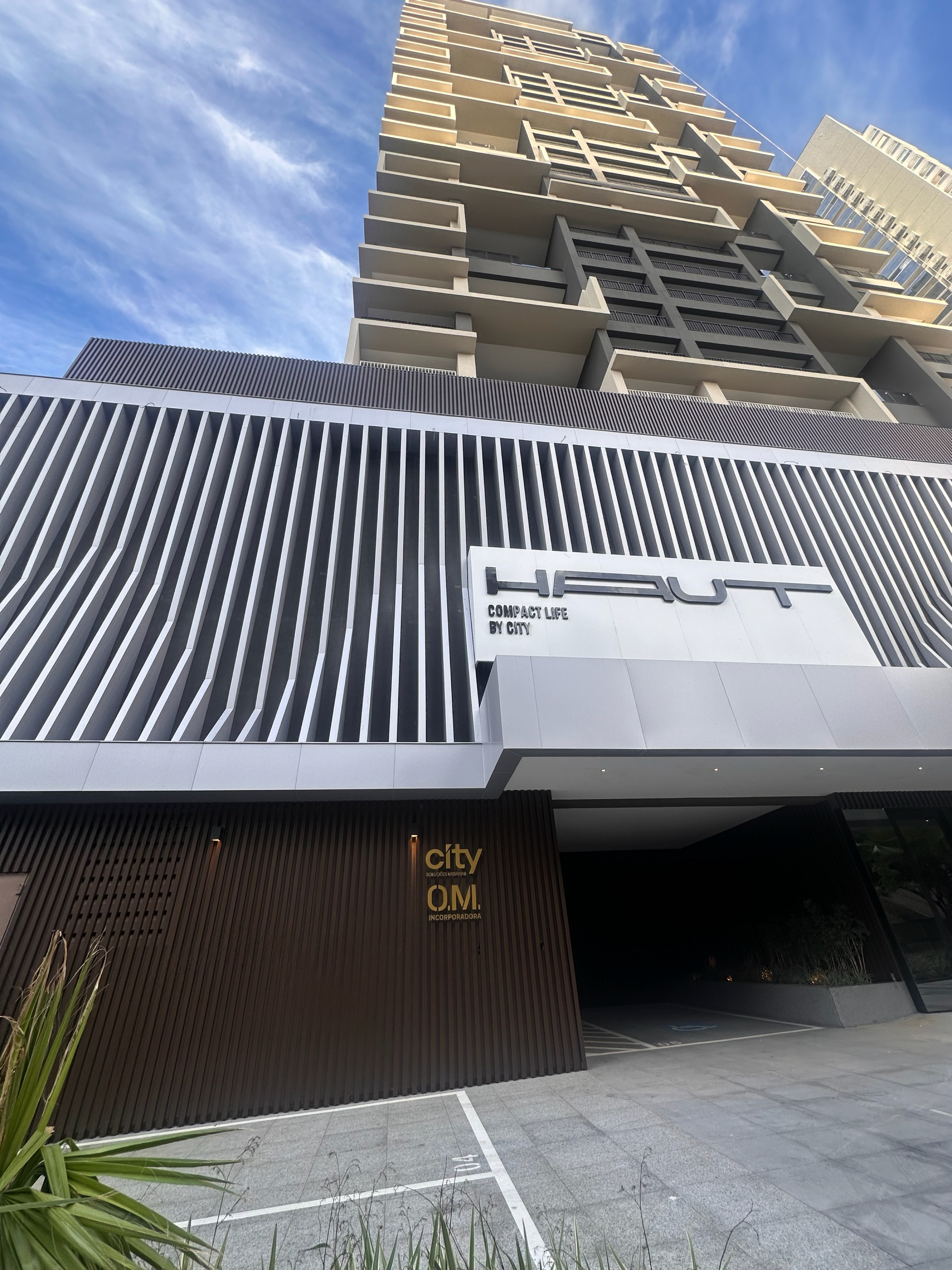 Apartamento à venda, 76M2, Haut Compact Life, Setor Bueno, Goiânia, GO