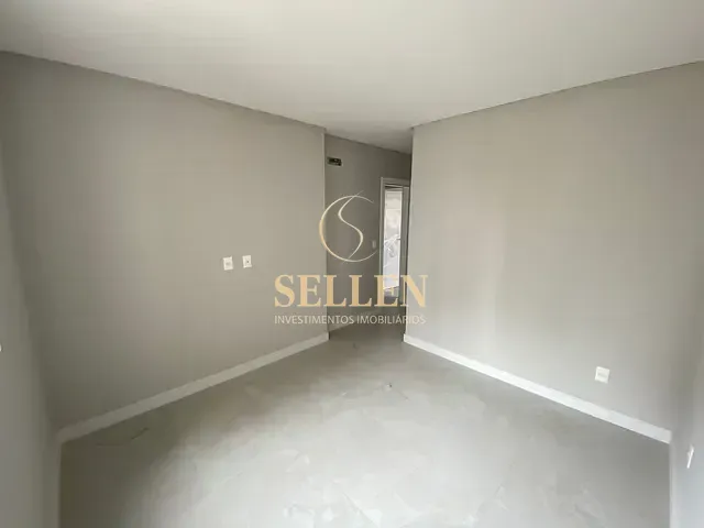Apartamento com 187m² 3 quartos e 1 banheiro, à venda, no bairro Pioneiros em Balneário Camboriú