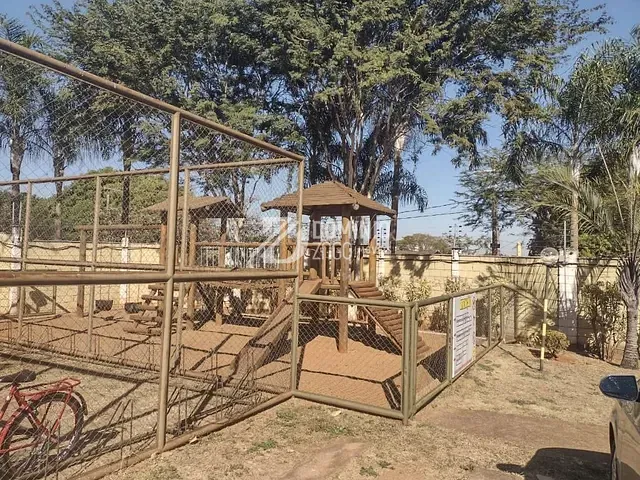 Apartamento com 49m² 2 quartos e 1 banheiro, à venda, no bairro Conjunto Pontal em Uberaba