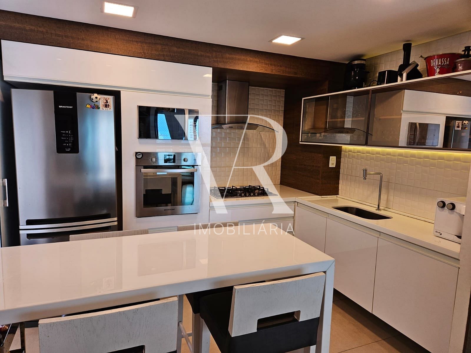 Apartamento à venda com 3 quartos, 127m² - Foto 7