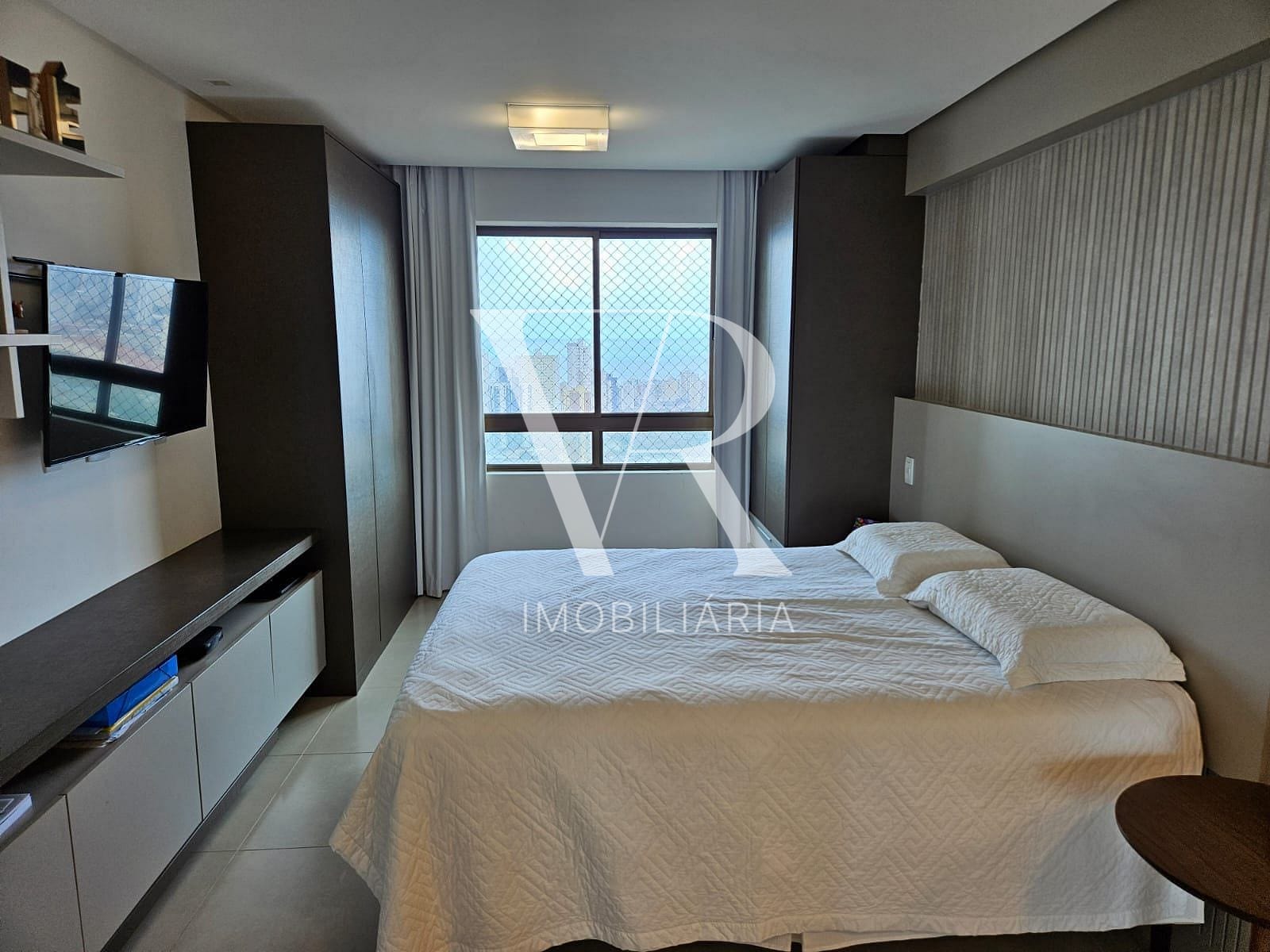 Apartamento à venda com 3 quartos, 127m² - Foto 11